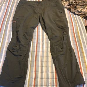 Sitka gear ascent paint stone gray color 42 regular proximately 32 inch inseam